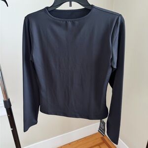 Black Long-Sleeve Crewneck Top